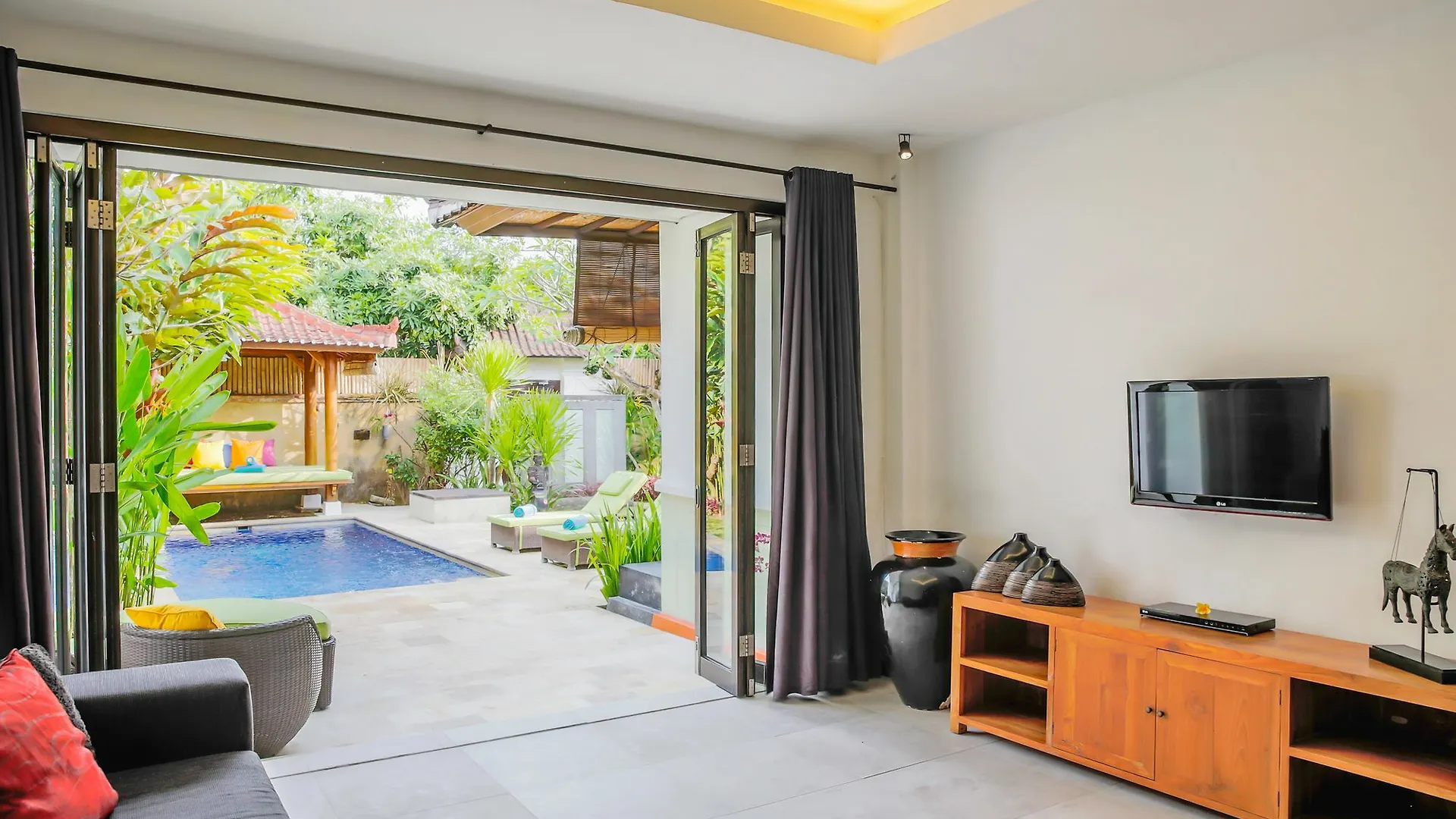 Villa Bali Caviar Seminyak   Seminyak (Bali)